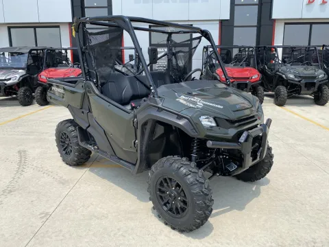 Photos of 2025 Honda Pioneer 1000 Deluxe for sale in Grain Valley, MO at Dell's Honda Powerhouse