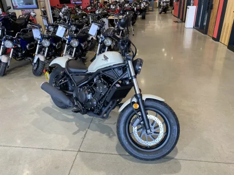 Photos of 2025 Honda Rebel 500 ABS for sale in Grain Valley, MO at Dell's Honda Powerhouse