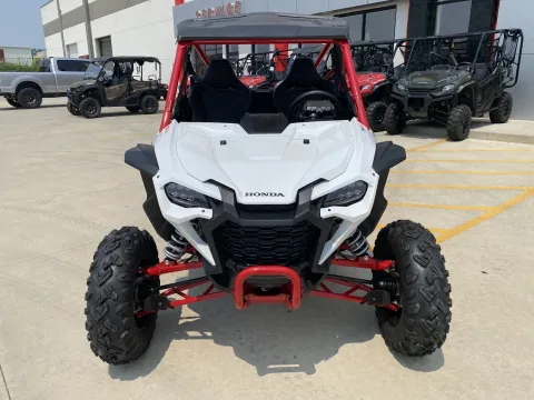 Another view of 2024 Honda Talon1000R FOX Live Valve for sale in Grain Valley, MO at Dell's Honda Powerhouse