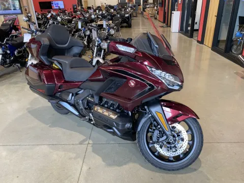 Photos of 2025 Honda Goldwing Tour DCT 50th Anniversary for sale in Grain Valley, MO at Dell's Honda Powerhouse