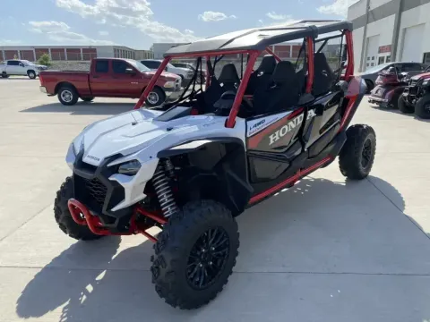 More photos of 2025 Honda Talon 1000X 4 FOX Live Valve at Dell's Honda Powerhouse, MO