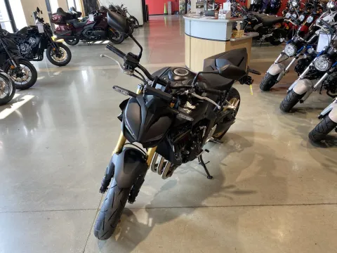 More photos of 2025 Honda CB1000 Hornet SP at Dell's Honda Powerhouse, MO