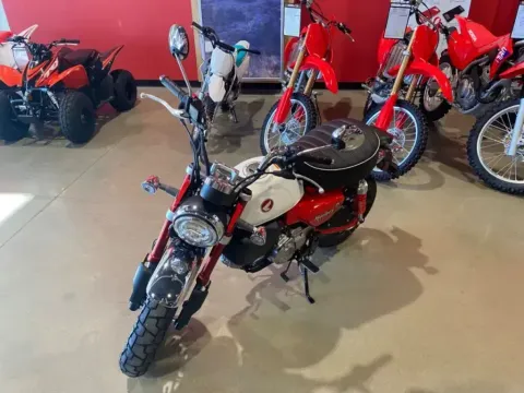 More photos of 2025 Honda Monkey ABS at Dell's Honda Powerhouse, MO