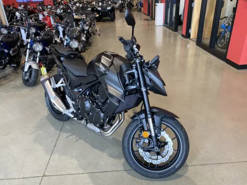 Photos of 2025 Honda CB750 Hornet for sale in Grain Valley, MO at Dell's Honda Powerhouse
