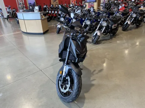 Another view of 2025 Honda CB750 Hornet for sale in Grain Valley, MO at Dell's Honda Powerhouse