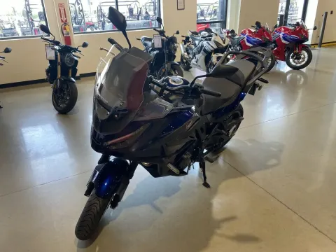 More photos of 2025 Honda NT1100 DCT at Dell's Honda Powerhouse, MO