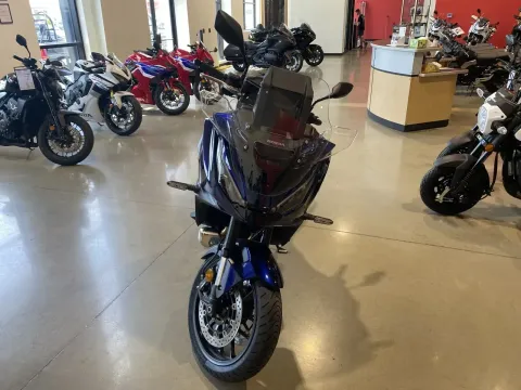 Another view of 2025 Honda NT1100 DCT for sale in Grain Valley, MO at Dell's Honda Powerhouse