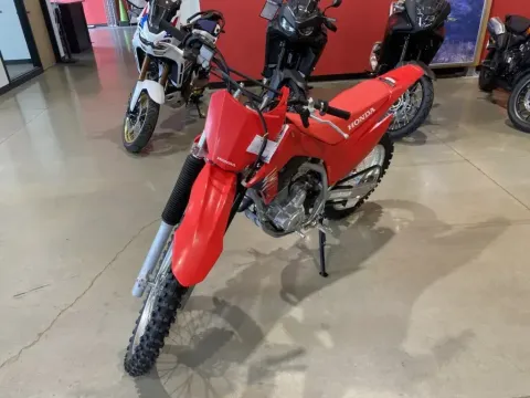 More photos of 2025 Honda CRF 250F at Dell's Honda Powerhouse, MO