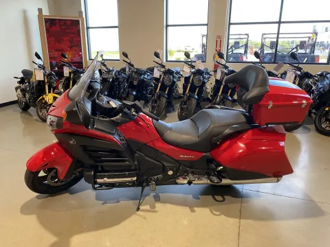 More photos of 2013 Honda Gold Wing F6B Deluxe at Dell's Honda Powerhouse, MO