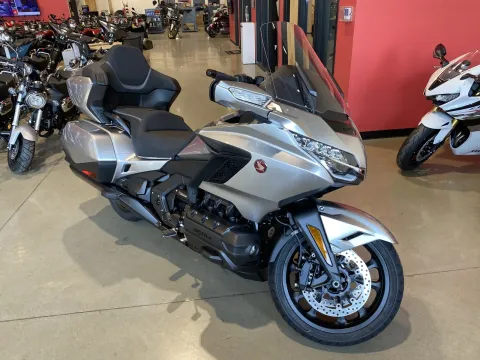 Photos of 2025 Honda Goldwing Tour DCT 50th Anniversary for sale in Grain Valley, MO at Dell's Honda Powerhouse