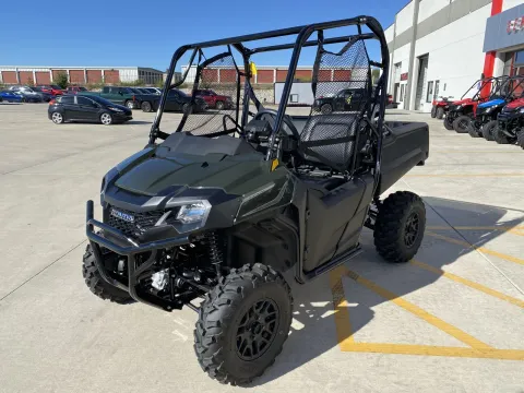 More photos of 2026 HONDA Pioneer 700 Deluxe at Dell's Honda Powerhouse, MO