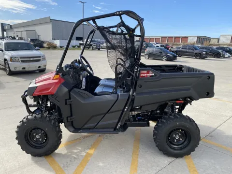 More photos of 2026 Honda Pioneer 700 at Dell's Honda Powerhouse, MO
