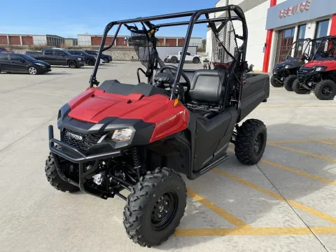 More photos of 2026 Honda Pioneer 700 at Dell's Honda Powerhouse, MO