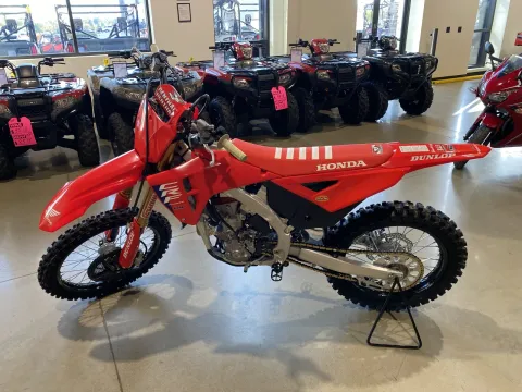 More photos of 2026 HONDA CRF250RWE at Dell's Honda Powerhouse, MO