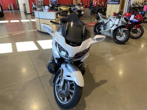 Another view of 2018 Honda Gold Wing Tour for sale in Grain Valley, MO at Dell's Honda Powerhouse