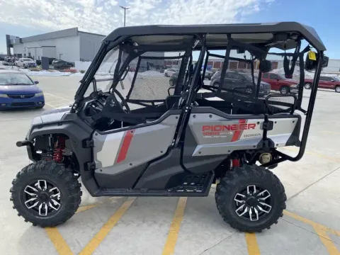More photos of 2025 Honda Pioneer 1000-5 Trail Special Edition at Dell's Honda Powerhouse, MO