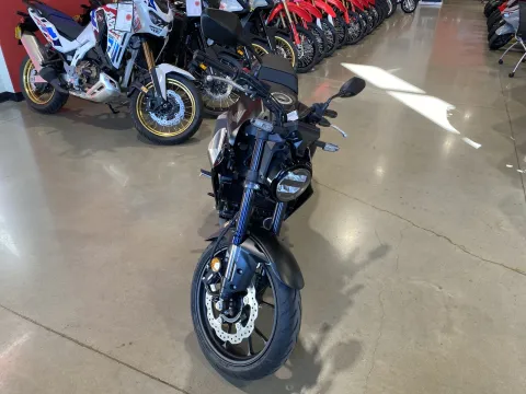 Another view of 2024 Honda CB300R ABS for sale in Grain Valley, MO at Dell's Honda Powerhouse