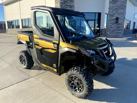 Photos of 2025 Kawasaki RIDGE Limited HVAC for sale in Grain Valley, MO at Dell's Powersports
