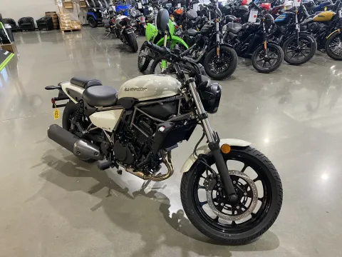 Photos of 2026 Kawasaki Eliminator ABS for sale in Grain Valley, MO at Dell's Powersports