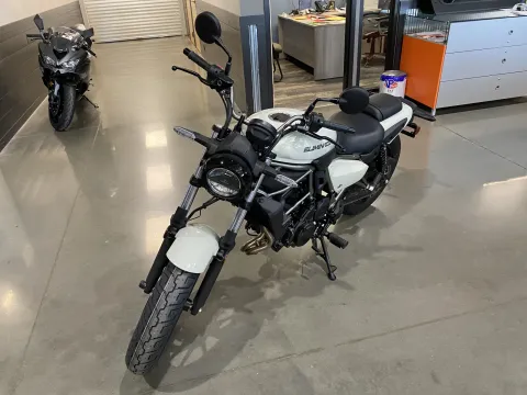 More photos of 2026 Kawasaki Eliminator ABS at Dell's Powersports, MO