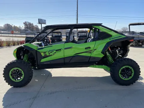 More photos of 2026 Kawasaki Teryx4 H2 Deluxe eS at Dell's Powersports, MO