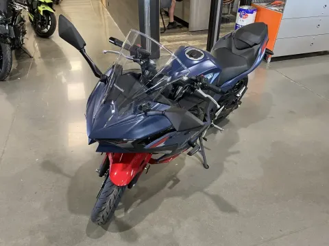 More photos of 2026 Kawasaki Ninja 500 SE ABS at Dell's Powersports, MO