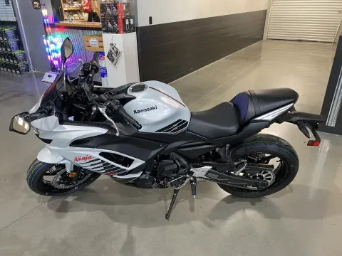 More photos of 2026 Kawasaki Ninja 650 ABS at Dell's Powersports, MO