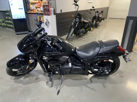 More photos of 2017 Suzuki BOULEVARD M90 CA at Dell's Powersports, MO