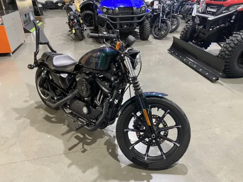 Photos of 2021 Harley-Davidson Sportster Iron 883 for sale in Grain Valley, MO at Dell's Powersports