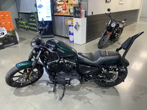 More photos of 2021 Harley-Davidson Sportster Iron 883 at Dell's Powersports, MO