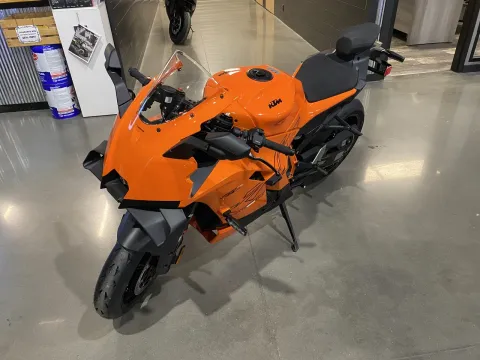More photos of 2026 KTM 990 RC R at Dell's Powersports, MO