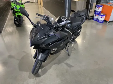 More photos of 2026 Kawasaki Ninja 500 ABS at Dell's Powersports, MO
