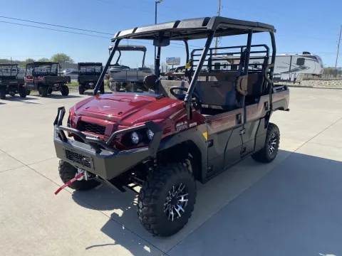 More photos of 2026 Kawasaki Mule PRO-FXT 1000 Platinum Ranch Edition at Dell's Powersports, MO