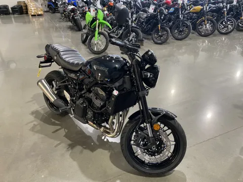 Photos of 2026 Kawasaki Z900RS ABS for sale in Grain Valley, MO at Dell's Powersports