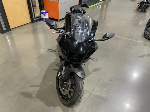 Another view of 2024 Yamaha YZF R7 for sale in Grain Valley, MO at Dell's Powersports