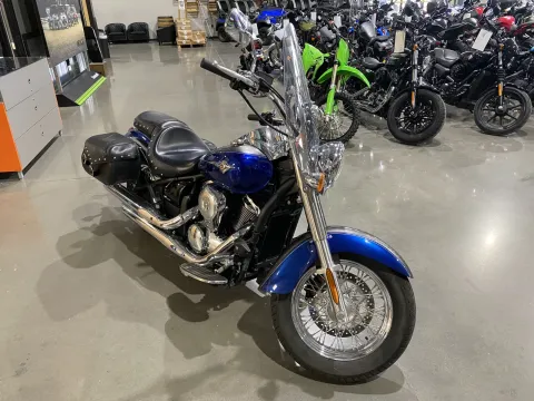 Photos of 2019 Kawasaki Vulcan 900 Classic LT for sale in Grain Valley, MO at Dell's Powersports