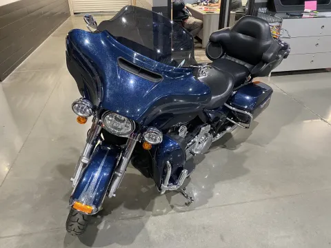 More photos of 2016 Harley-Davidson Electra Glide Ultra Limited Low at Dell's Powersports, MO