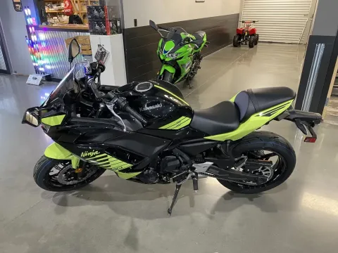 More photos of 2026 Kawasaki Ninja 650 ABS at Dell's Powersports, MO