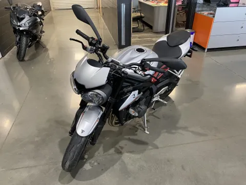 More photos of 2018 TRIUMPH Street Triple R7 at Dell's Powersports, MO