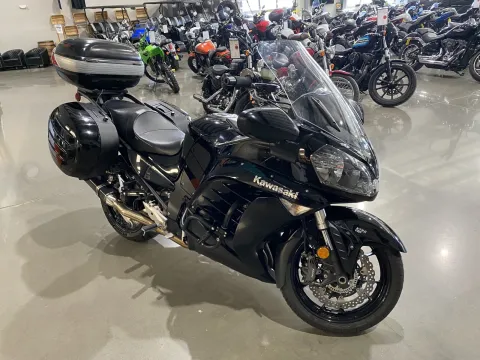 Photos of 2012 Kawasaki Concours 14 ABS for sale in Grain Valley, MO at Dell's Powersports