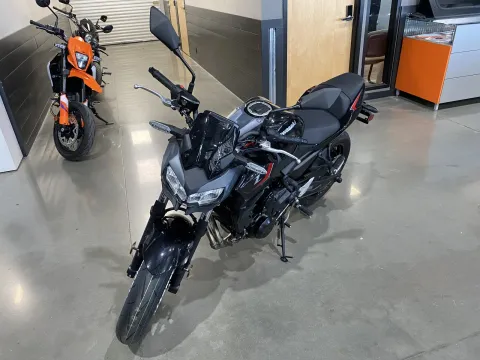 More photos of 2025 Kawasaki Z650 Base at Dell's Powersports, MO