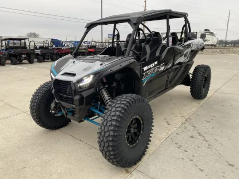 More photos of 2025 Kawasaki Teryx KRX4 1000 at Dell's Powersports, MO