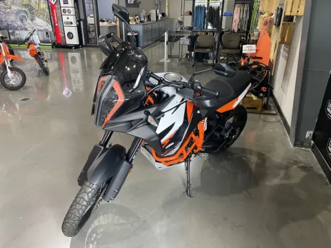 Another view of 2020 KTM Super Adventure 1290 R for sale in Grain Valley, MO at Dell's Powersports