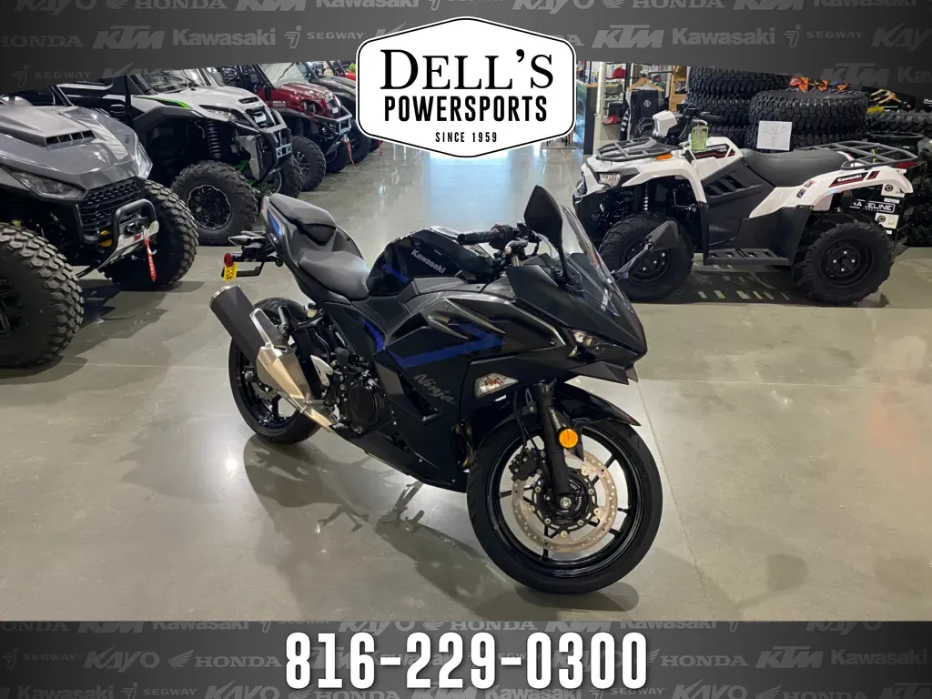 2025 Kawasaki Ninja 500 ABS for sale in Grain Valley, MO at Dell's