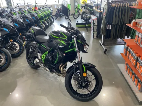 Photos of 2025 Kawasaki Z650 ABS for sale in Grain Valley, MO at Dell's Powersports