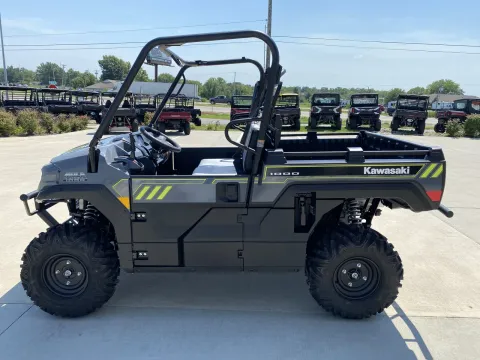 More photos of 2025 Kawasaki Mule PRO-FXR 1000 at Dell's Powersports, MO