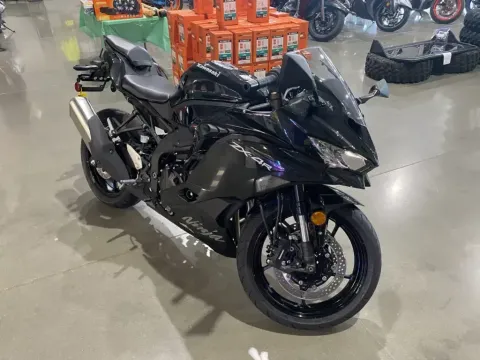 Photos of 2025 Kawasaki Ninja ZX-4R ABS for sale in Grain Valley, MO at Dell's Powersports