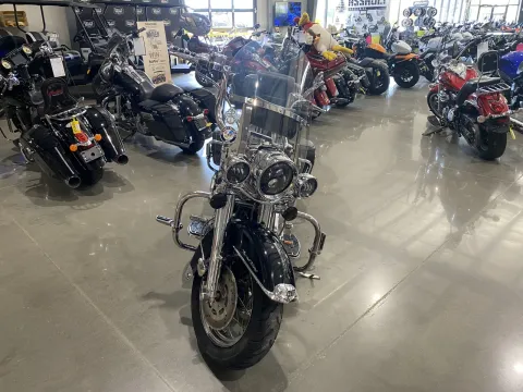 Another view of 1999 Harley-Davidson Road King Classic for sale in Grain Valley, MO at Dell's Powersports