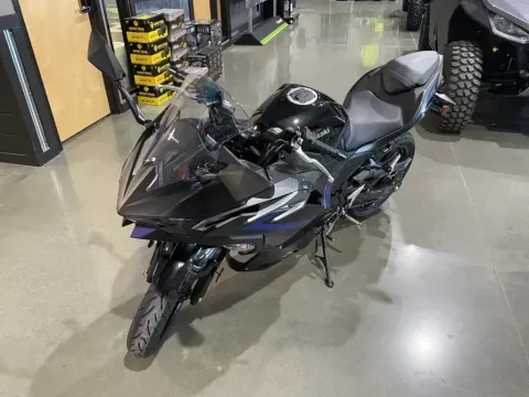 More photos of 2025 Kawasaki Ninja 500 ABS at Dell's Powersports, MO