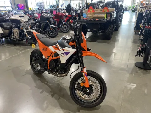 Photos of 2025 KTM SMC 390 R for sale in Grain Valley, MO at Dell's Powersports